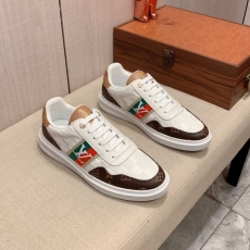 Louis Vuitton Low Shoes